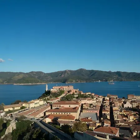 Nel Centro Storico Di Feriehus Portoferraio