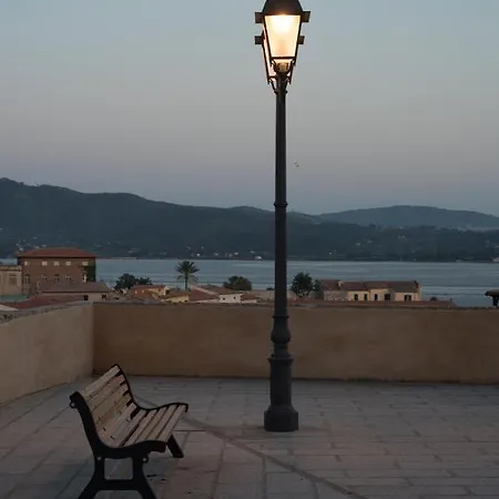 Nel Centro Storico Di 펜션 *