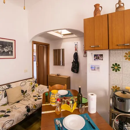 Nel Centro Storico Di 펜션